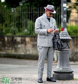 格子西裝怎么搭配？格子西服怎么搭配好看？