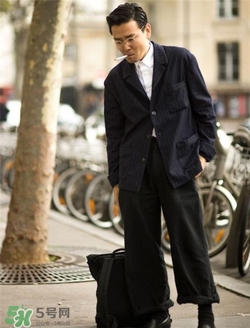 條紋西裝怎么搭配？條紋西服怎么搭配好看？
