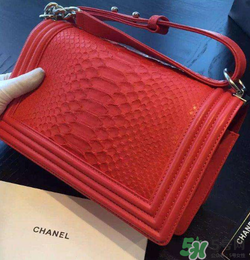 香奈兒蟒蛇皮包包怎么保養？chanel蟒蛇皮包包怎么清洗？