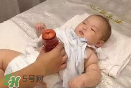 寶寶氣管炎艾灸治療有用嗎？寶寶氣管炎艾灸效果如何
