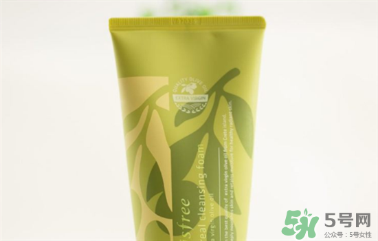 悅詩風吟綠茶洗面奶適合什么膚質？悅詩風吟洗面奶適合油性肌膚嗎？