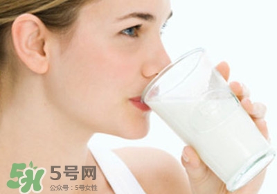 吃菠蘿舌頭麻怎么回事？吃菠蘿舌頭麻是過(guò)敏嗎