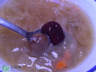 來月經想睡覺是咋回事？為什么月經期間很困