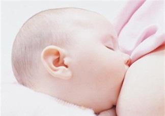 我的奶水發(fā)黃是怎么回事？ 哺乳期奶水發(fā)黃還可以喂奶嗎？