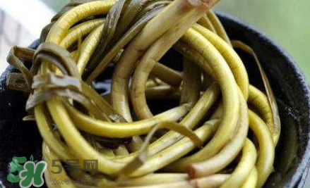 怎樣腌蒜苔容易儲存？怎樣腌蒜苔放的時間長