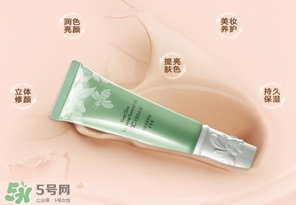 用cc霜還用bb霜嗎？用cc霜之前需要用bb嗎？