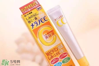 網(wǎng)紅推薦的護(hù)膚品靠譜嗎？跟風(fēng)買網(wǎng)紅護(hù)膚品卻沒(méi)效果