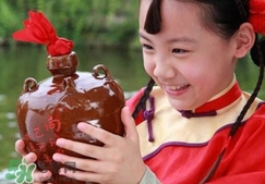 女兒紅可以直接喝嗎？女兒紅可以兌酒喝嗎？