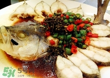 鱸魚(yú)怎么做好吃又簡(jiǎn)單？清蒸鱸魚(yú)的做法