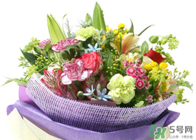 父親節(jié)可以送花嗎？父親節(jié)送什么花最合適？