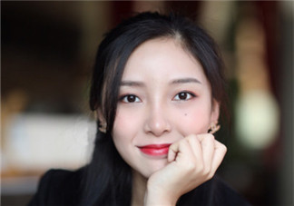 脫掉稚氣妝容畫法 有點職業又帶點嫵媚