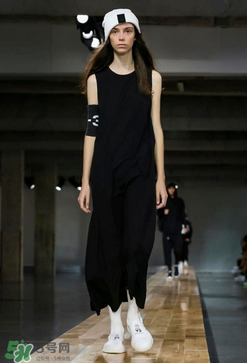Y-32018春夏系列服裝怎么樣_好看嗎_款式有哪些？