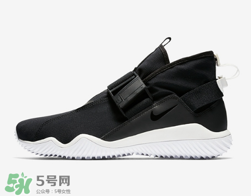 nikelab acg 07 kmtr機能運動鞋黑白配色多少錢？