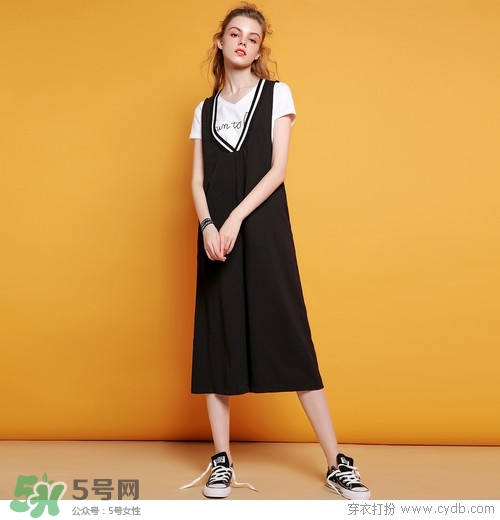 8月份穿什么衣服？八月份穿衣搭配