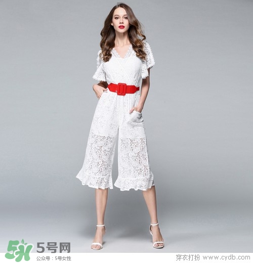 8月份穿什么衣服？八月份穿衣搭配