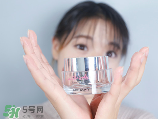 瑪麗黛佳和卡姿蘭素顏霜哪個好？有什么區(qū)別？
