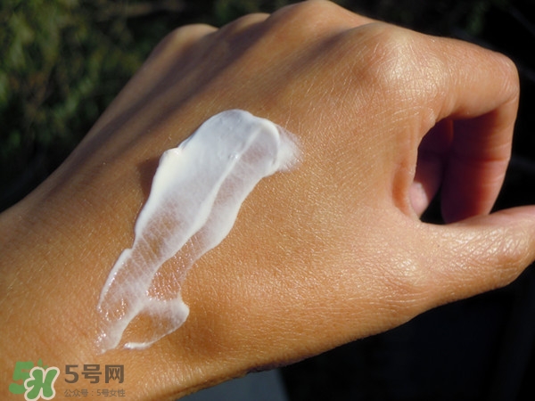 玉蘭油素顏霜怎么樣？玉蘭油素顏霜多少錢？