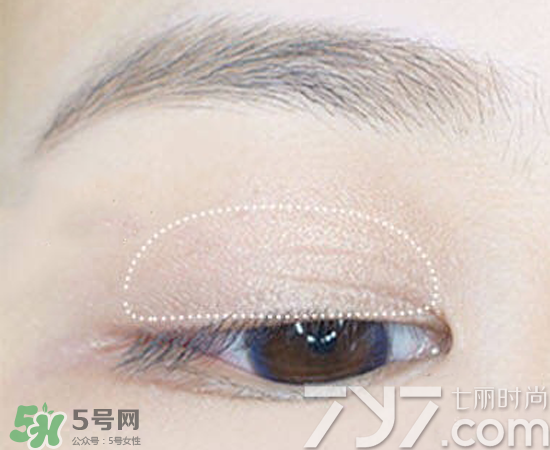 nars吉隆坡眼影怎么畫？nars吉隆坡雙色眼影畫法圖解