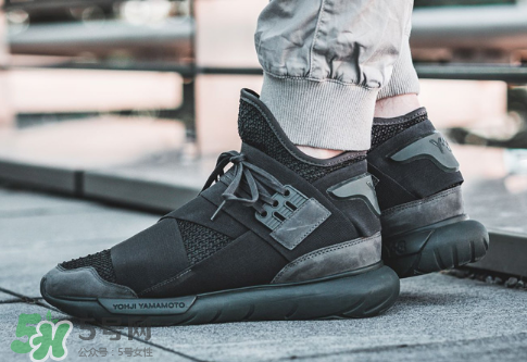 y-3 qasa high 2017上腳效果怎么樣？y-3跑鞋2017上腳好看嗎？