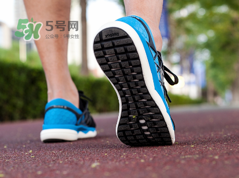 reebok floatride run腳感怎么樣？銳步floatride跑鞋測評