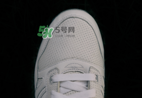 saucony與tblake聯名涂鴉小白鞋怎么買_在哪買？