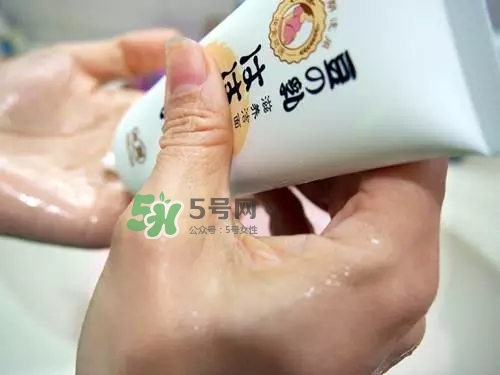 親潤孕婦護膚品怎么樣？親潤豆乳補水系列好用嗎？