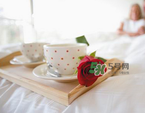 坐月子吃素應該吃什么？吃素坐月子怎么坐？