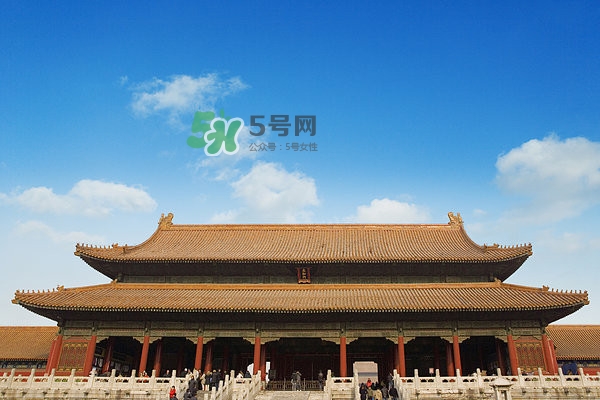 9月份穿什么鞋？九月份可以穿涼鞋嗎？