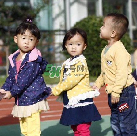上幼兒園前應(yīng)該學(xué)會(huì)什么？上幼兒園前要學(xué)會(huì)什么？