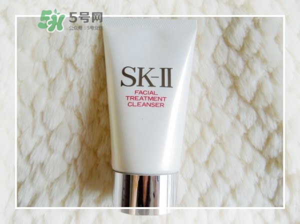 SK2護膚潔面霜怎么樣？sk2潔面霜是洗面奶嗎？
