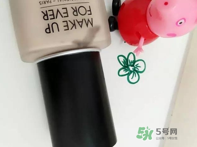 玫珂菲水粉霜怎么樣？玫珂菲全新雙用水粉霜好用嗎？