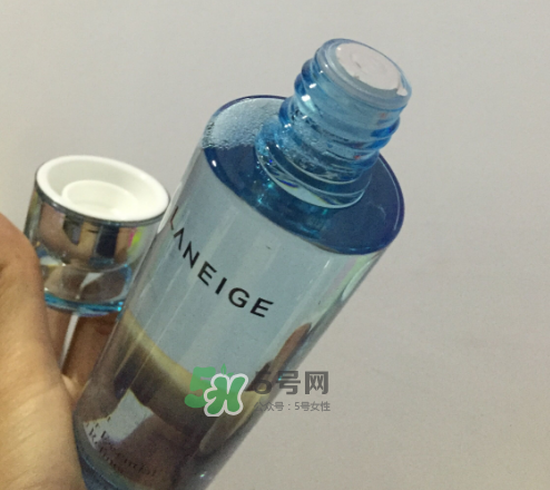 蘭芝水凝輕盈精華水怎么樣？蘭芝水凝輕盈精華水好用嗎？