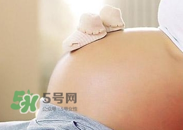 剖腹產真的不疼嗎？20位產后媽媽告訴你剖腹產有多疼