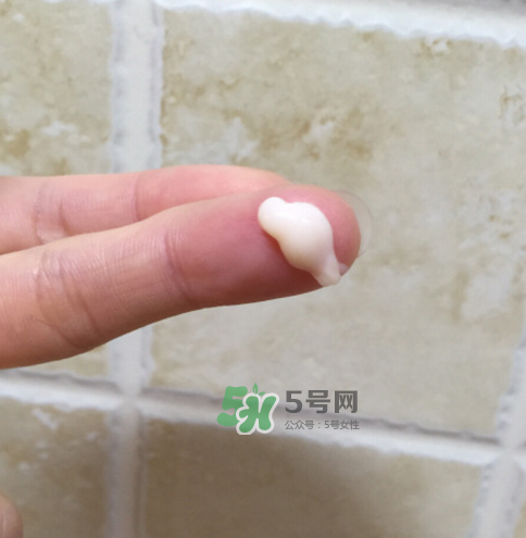 蘭芝致寵凝時菁煥精華眼霜多少錢？蘭芝致寵凝時菁煥精華眼霜價格