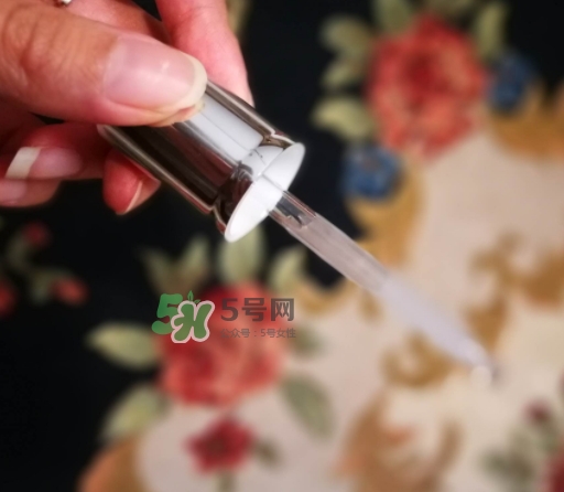 小黑瓶和紅腰子哪個好？小黑瓶和紅腰子哪個先用