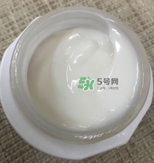 薇姿水光煥白乳霜怎么樣？薇姿水光煥白乳霜好用嗎？
