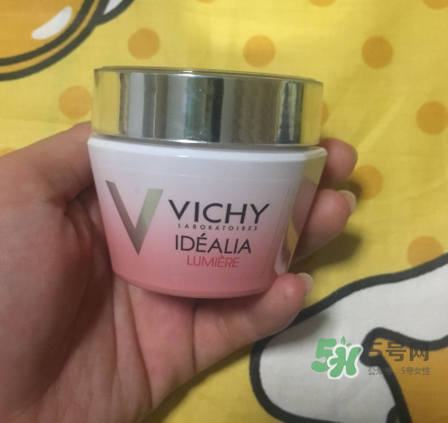 薇姿水光煥白乳霜怎么樣？薇姿水光煥白乳霜好用嗎？