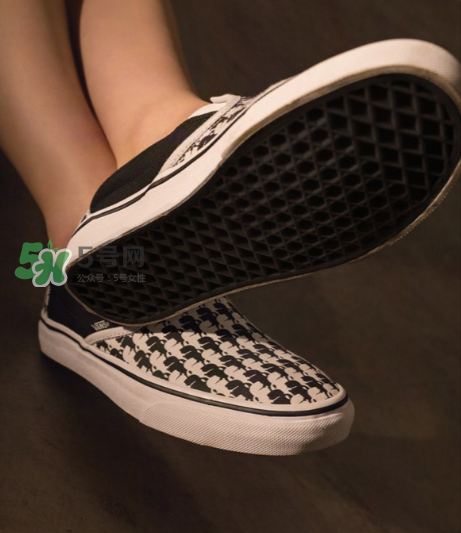 vans與老佛爺karl lagerfeld聯名系列單品有哪些？