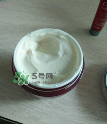 olay玉蘭油大紅瓶一套多少錢(qián)？olay大紅瓶專(zhuān)柜多少錢(qián)