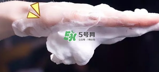 資深堂UNO男士洗面奶怎么樣？資生堂男士洗面奶成分