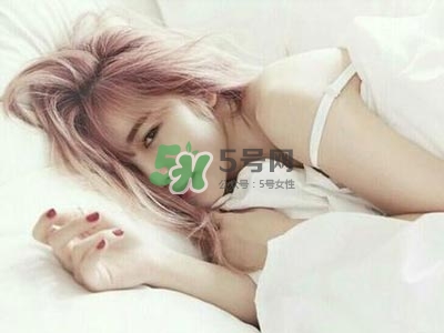婚外戀男人動情的表現 為什么出軌的人越來越多