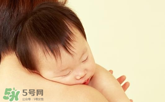 寶寶張嘴睡覺會(huì)變丑嗎？寶寶張嘴睡覺的危害