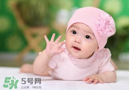 寶寶發(fā)燒出汗后可以洗澡嗎？寶寶發(fā)燒出汗好嗎？