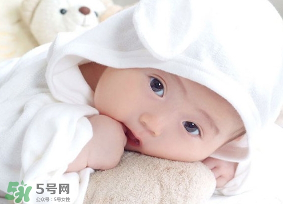 臍疝是什么？臍疝對寶寶有什么影響？