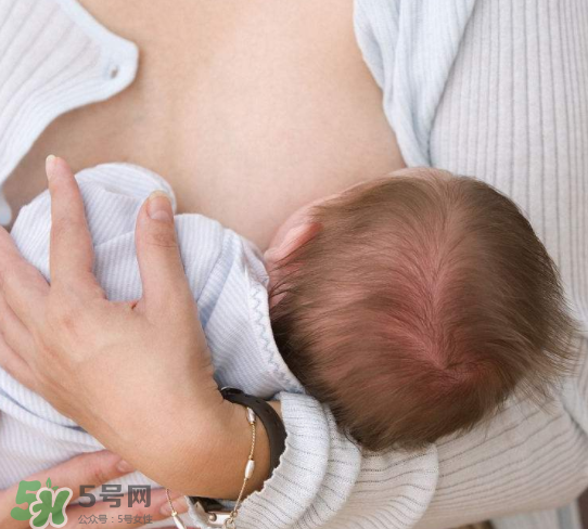 顏值低或因輸在了母乳上  母乳喂養的孩子更好看嗎？