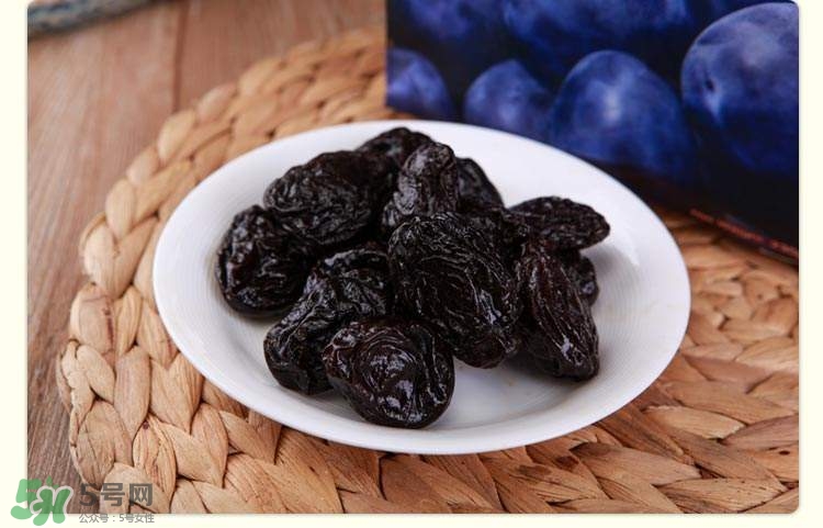 西梅核仁有毒嗎？西梅核咽下去了怎么辦？