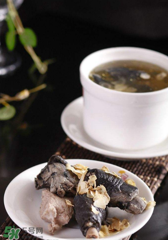 花旗參烏雞湯經期可以喝嗎？