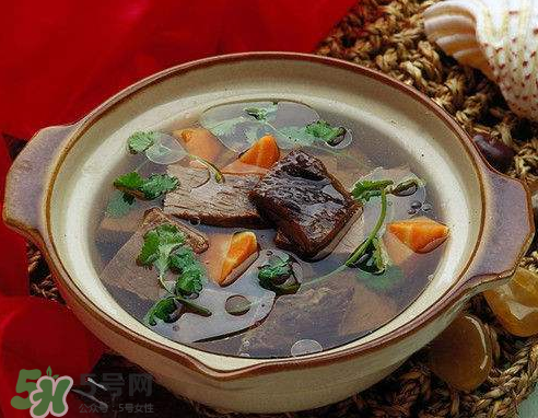 營養在湯里還是肉里？煲湯小訣竅