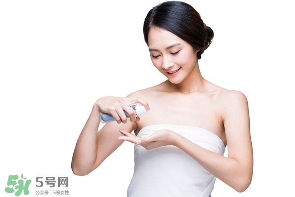 粉底液和乳液一樣的嗎 乳液和粉底液的區別