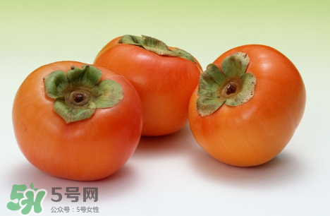 榴蓮和柿子能一起吃嗎？吃完榴蓮可以吃柿子嗎？